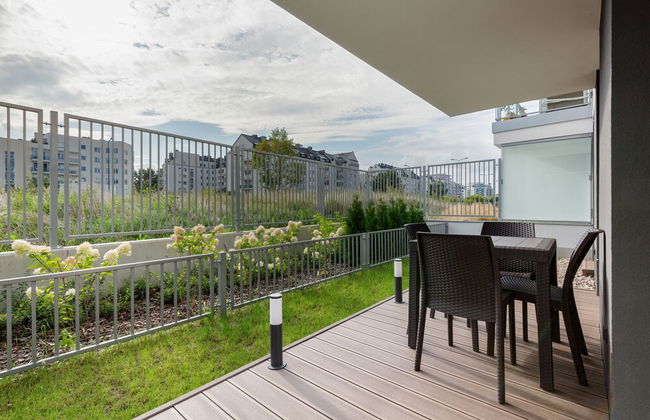 Warsaw Apartment Szajnowicza by Renters - Photo 43