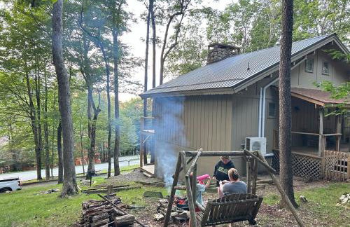 Beech Mountain Walk to Slopes Sleeps 9 Pet Friendly - Foto 52