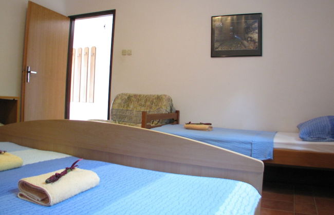 Apartments Srkoc - Photo 27