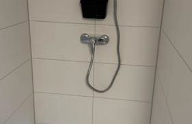 Ferienwohnung Monteurunterkunft auf historischem Vierkanthof ruhig, modern & funktional A - Foto 5