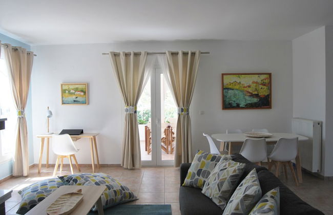 Chrysiida Luxury Suites - Photo 45