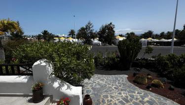 Villa privada con jardín,2 dormitorios - Photo 5