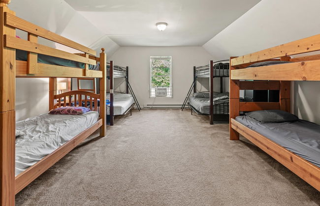 Alpine Serenity by Avantstay Beach Lake Access Theater Deck Playroom - Foto 44