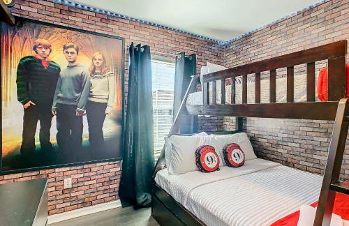 Cozy Townhouse with Private Pool in Kissimmee - Photo 15