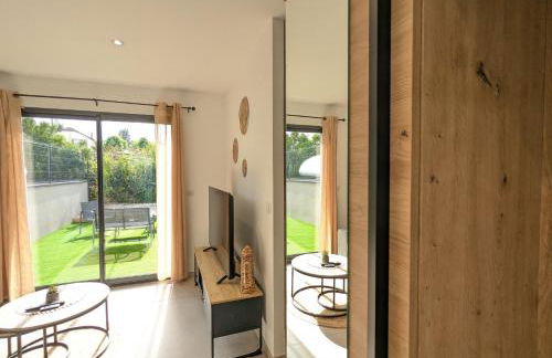 Maison TESLA aéroport gare cnpe rte Golf de Lyon - Foto 17