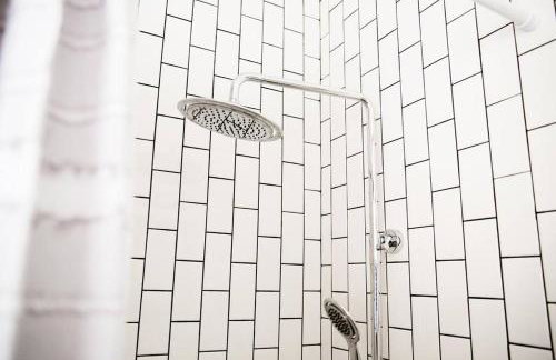 Seaside Bliss -Downtown! Beach! ConvCenter! Bikes! - Foto 2