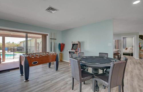 Buddha Mansion Luxury Resort - 8BR Modern, HotTub, Huge pool, Sauna, BBQ grill, Game Room - Foto 29