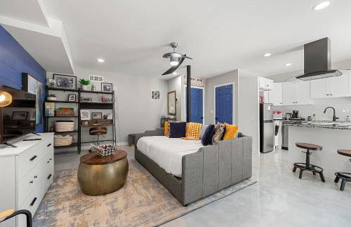 The Rhitreat, Studio, 10 Min Downtown & Airport - Foto 5