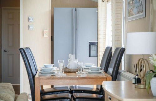 Manor 5 Lodge - 2 Bedroom Lodge - Pendine - Photo 68