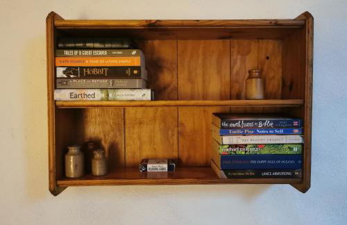 Cosy Couples Retreat at THE COOP with Hot Tub - Foto 3