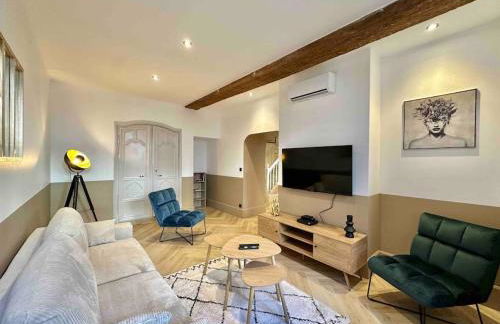 La Maison Des Cours - WIFI - Centre ville - Foto 1