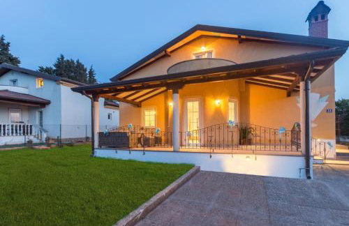 Villa Palma with Grill & Pool - Foto 12