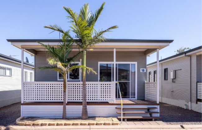 Sundowner Cabin and Tourist Park - Photo 32