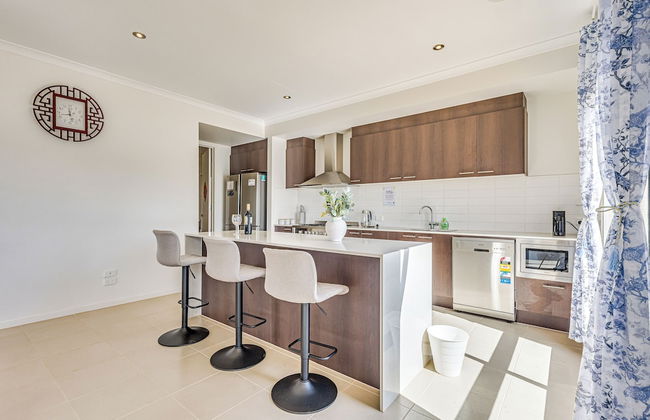 StayAU 5BR Lakefront Escape Point Cook - Foto 27