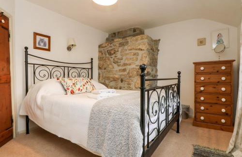 Gurnard's Cottage - Photo 15