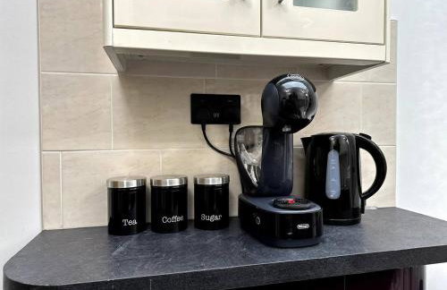 Gorgeous Graceful Getaway w Gazebo - Tylorstown - Foto 22