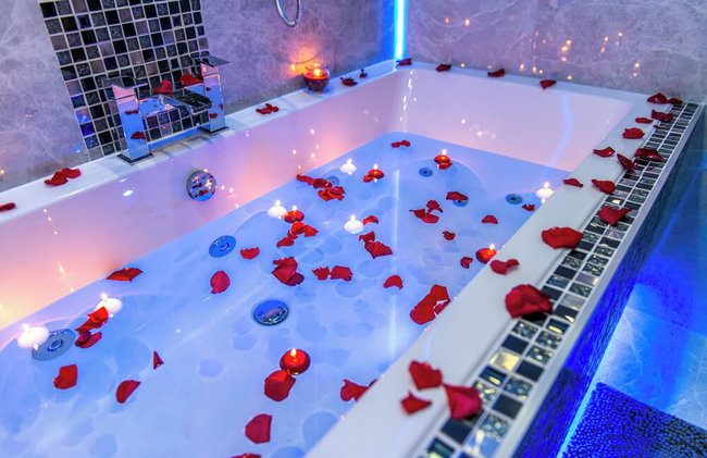 Velmora Suites Bradford - Photo 18