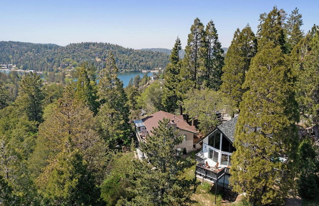 The Matterhorn Manor by Avantstay Harry Potter Inspired A-frame Home w/ Hot Tub & Views - Foto 34