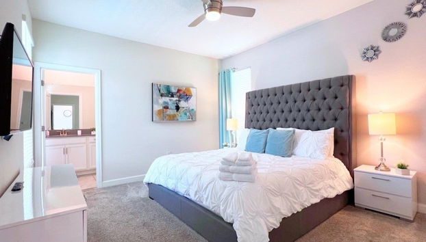 Beautiful Pool Villa With Spa And Game Room-2730bd 5 Bedroom Home by RedAwning - Foto 3, Habitación