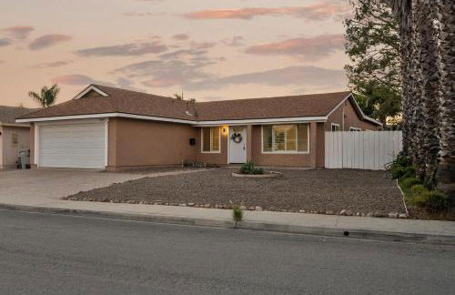 Entire Private Home with 3 Bedrooms 2 Bathrooms, Gated Yard, Garage, Hot Tub, 4-Beds, Golf, Mira Mesa, Available Now - Photo 57