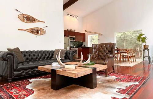 Unique and Private 25ft Waterfall House in Hunter - Foto 7