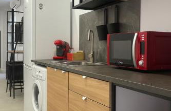 Hermoso Piso a 5 Minutos de la Estación De Bus y Tren María Zambrano - Foto 4