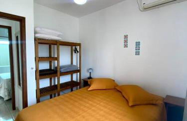 Casa a poucos metros da praia! - Foto 3