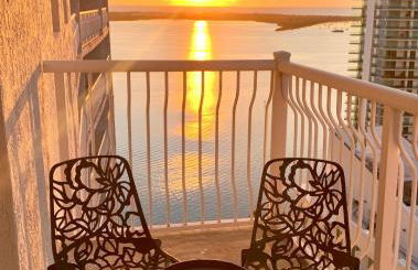 Best views, 2 balconies, 2 bedrooms, pool, gym, parking - Foto 1