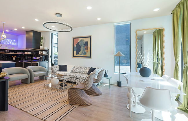 The Grove by AvantStay – Stylish Group Stay with Private Bathrooms - Foto 55