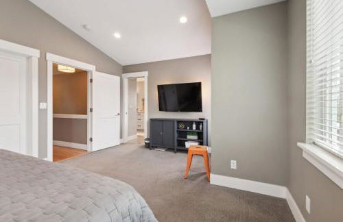 Spacious Family Retreat - Media Room & Patio home - Foto 24