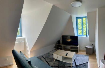 Charmant appartement 2 chambres entièrement rénové avec parking au calme tout en étant à deux pas des commerces et restaurants - Foto 6