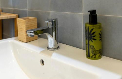 Elegante Bilocale Panoramico Treiso Belvedere Comfort - Foto 15