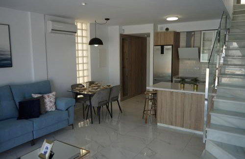 LUXURY 3 BED, 2 BATH DETACHED VILLA, PRIME LOCATION, ONLY 400 MTRS TO THE BEACH - Foto 18