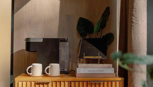 Heartleaf | Modern Lux Mirror Home | HotTub - Foto 4, Other