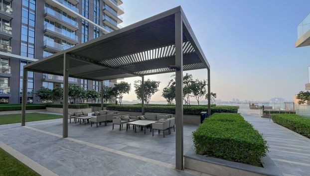 Modern 2BR w Direct Beach Access Emaar Beachfront - Foto 5, Habitación