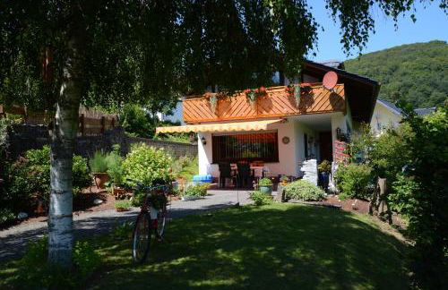 Ferienwohnung Burgblick Bilstein - Foto 1