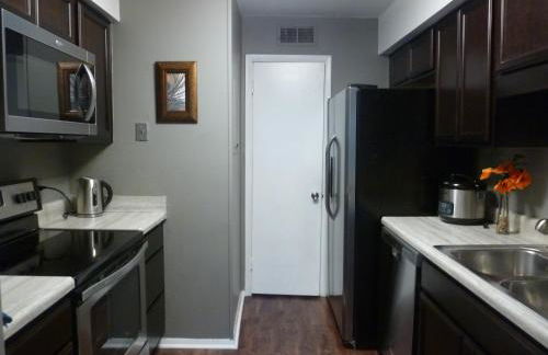 Exclusive Townhome - Central Raleigh Location - Foto 6