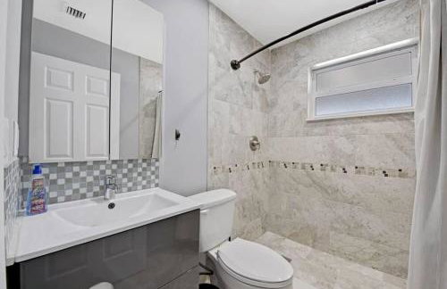 Lake house unit 1 by Dream Vacation - Foto 14