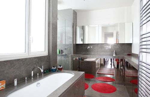 Outstanding 2 bedrooms with a terrific Eiffel Tower view - Foto 6