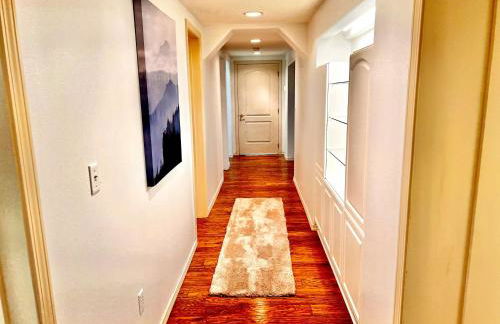 Newly Remodeled spacious units, minutes from mountains, inlet, downtown and airport - Photo 33