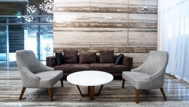 Coin salon dans le hall