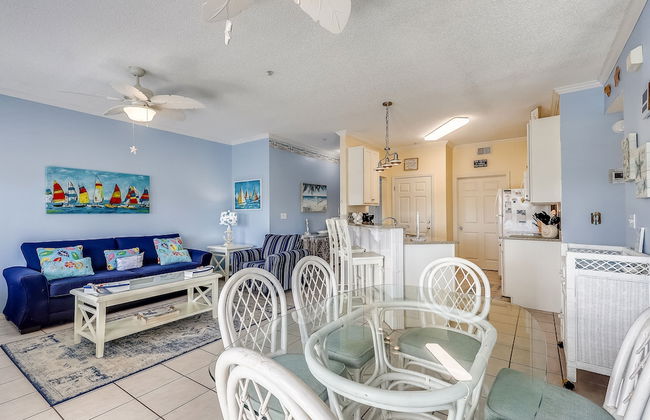 SPC 4133 Beautiful Tennis Court 2 bedroom with free beach set up for 2 by RedAwning - Foto 10