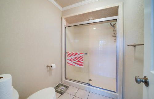 Spacious Arkansas Abode with Balcony and Fire Pit! - Foto 19