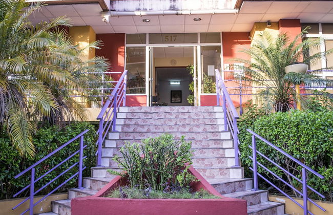 Aparthotel in Havana with garden - Photo 14