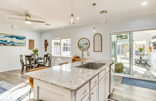 Sauna, Hot Tub and Outdoor Fun Oklahoma City Home! - Foto 3