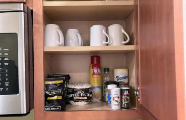 Spacious Condo with Pool Pass! - Foto 13