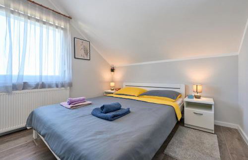 CVETKOVA HIŽA sa JACUZZIJEM - Foto 37