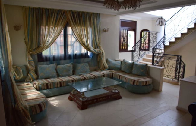 5 Bedroom Holiday Villa Yasmine, Perfect for Family Holidays, Near Beaches - Photo 45