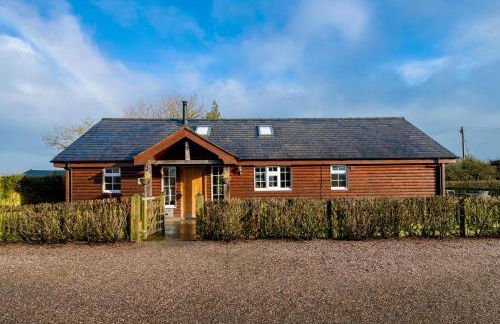 The Country Lodge at Hill House Farm Cheshire - Photo 22