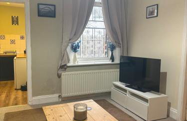 Beautifully renovated 2 bedroom flat in Heaton - Foto 1